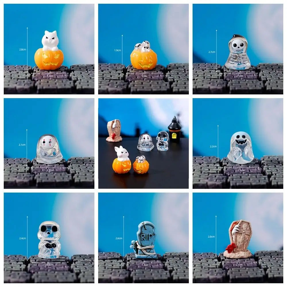Mini Halloween Crystal Ball Easy to Carry Resin Pumpkin Resin Ornaments Micro Landscap Resin Faceless Ghost Party Supplies