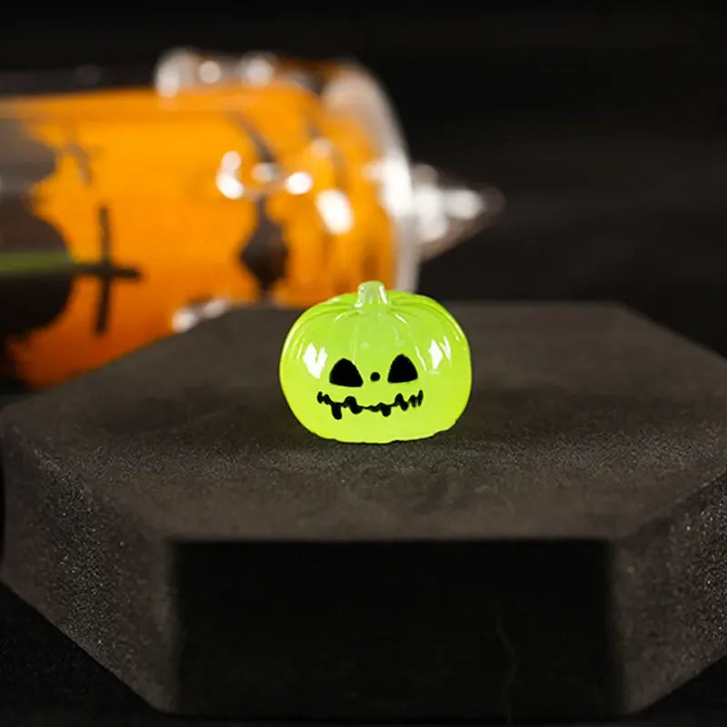 Luminous Micro Landscape Halloween Pumpkin Ghost Ornaments DIY Kit Resin Decoration Outdoor Patio Lawn Yard Garden Accessories
