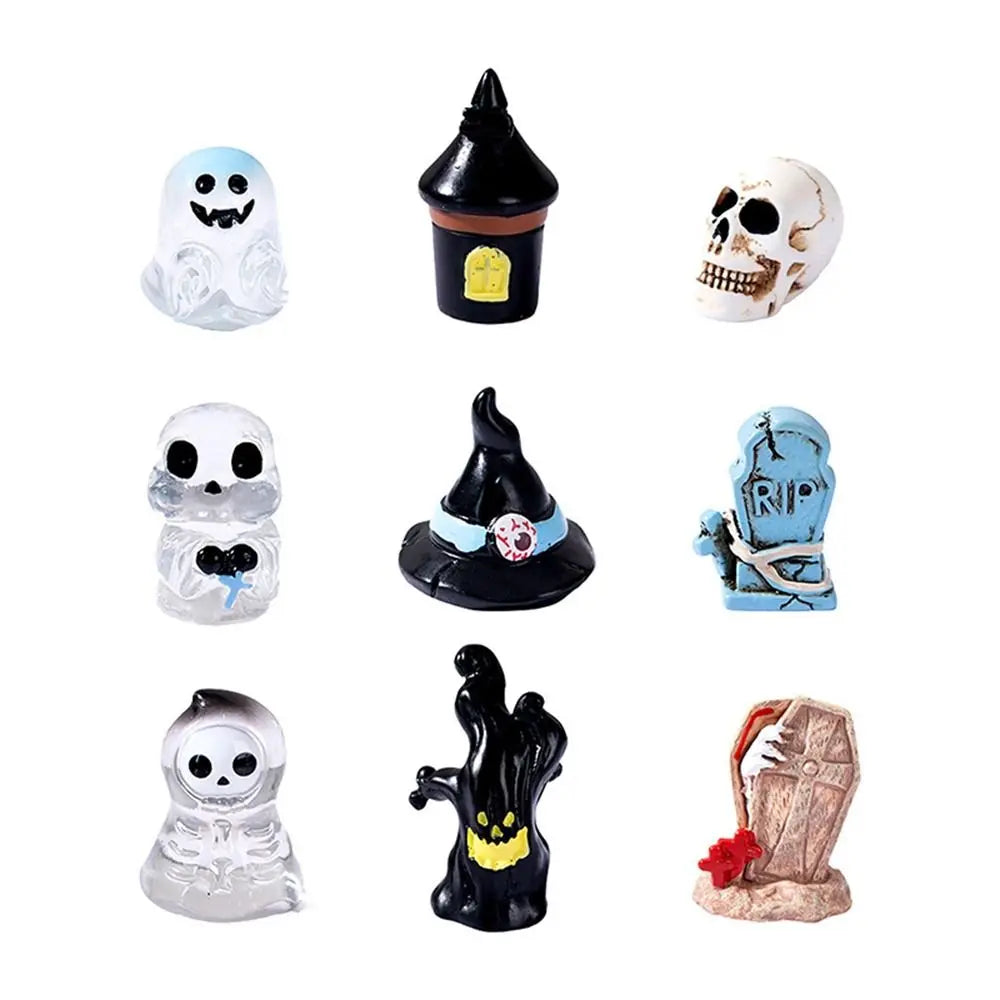 Mini Halloween Crystal Ball Easy to Carry Resin Pumpkin Resin Ornaments Micro Landscap Resin Faceless Ghost Party Supplies